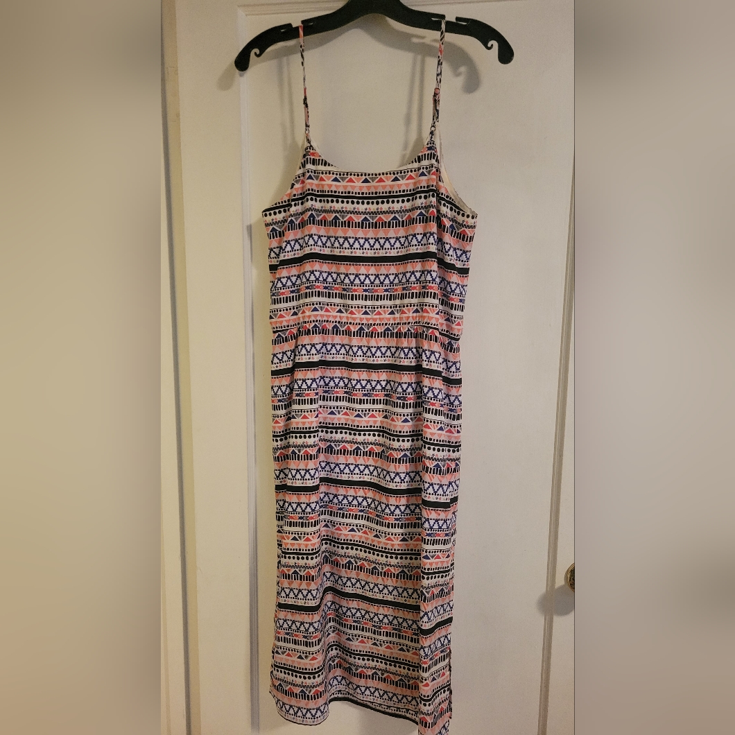 Hinge Medium Polyester Patterned Dress